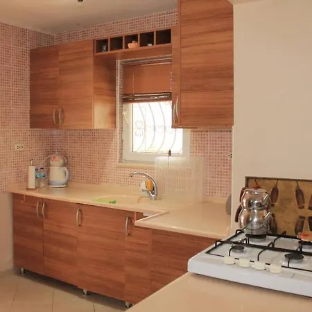 Adavillas Sonkan Tatil Evi * كوشاداسيه