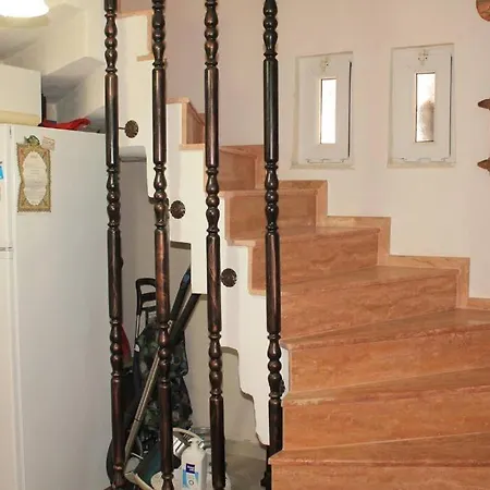 Adavillas Sonkan Tatil Evi بيت للعطل *